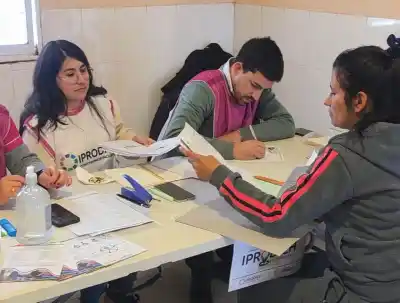 Santa Sylvina esperaba turnos para cardiología, pero lo que más pidieron las vecinas fue otra cosa