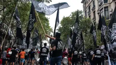 FATE en pie de guerra: los trabajadores se movilizan a La Plata con un ultimátum para Kicillof