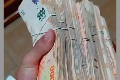Dejó la camioneta adentro del garaje y al volver la puerta estaba abierta: lo que faltaba adentro