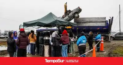 Río Gallegos: la chatarra acumulada en la playa de secuestros empieza a desaparecer