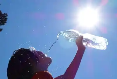 ¿Por qué el otoño en Buenos Aires se siente como un verano interminable? La explicación del SMN que pocos conocen