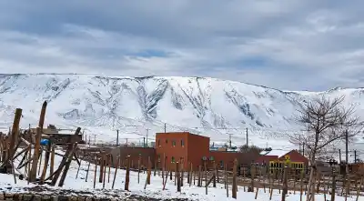 La Puna amaneció bajo la nieve y hay un cruce clave hacia Chile que quedó bloqueado