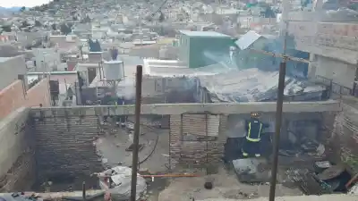 Se prendió fuego una casa vacía en Saavedra y Formosa: adentro había gente viviendo
