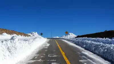 Nevada y viento de hasta 80 km/h: el paso a Chile que quedó bloqueado