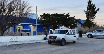 Control en Ruta 3: viajaban con una adolescente de 14 años y algo no cerraba
