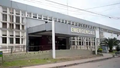 Jujeño llegó al hospital con una herida de cuchillo y contó quién lo atacó
