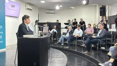 Kicillof responde a Milei con un dato clave sobre YPF que pocos conocen