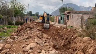 Chilecito: la obra de agua potable que cambiará la rutina de un barrio entero