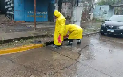 Corrientes bajo el agua: el operativo que se activó en los barrios y el pedido urgente a los vecinos