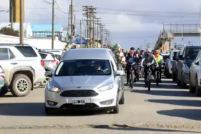 Río Grande despidió a Mariano Coronel: la comunidad ciclista lo acompañó hasta el cementerio
