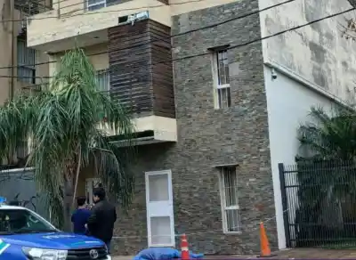 Resistencia: una mujer de 76 años cayó desde un edificio y la Justicia busca respuestas