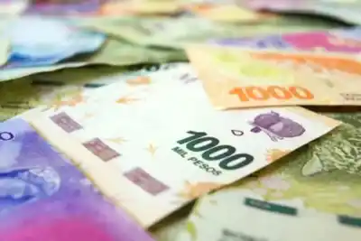 Corrientes recibió más de $100 mil millones en la primera quincena: qué esperan los estatales