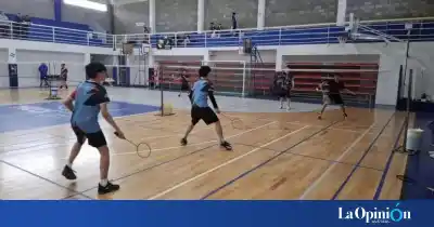 Caleta Olivia fue sede de un Regional de Bádminton que batió récords: 239 partidos y 126 jugadores