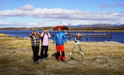 Esquel viaja a Buenos Aires con una carta bajo la manga: el eclipse que puede cambiarlo todo