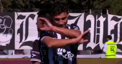 Gimnasia no pudo con Riestra en el Legrotaglie: las dos jugadas que hicieron explotar a todo el Lobo
