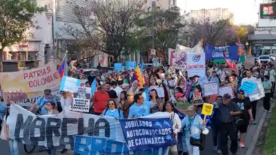 La bronca que unió a Catamarca con Plaza de Mayo: qué reclamaron en las calles