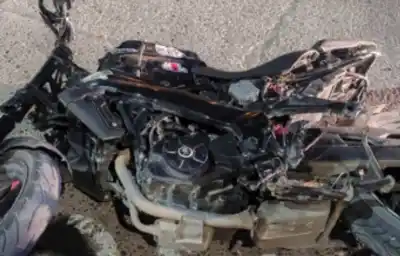 Lo pararon en un control en Chubut, no frenó y terminó esposado varias cuadras después