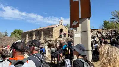 Caminaron 28 kilómetros por fe: lo que encontraron al final del camino