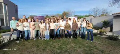 El vocero de Milei se asegura cuatro años más al frente de su partido, pero hay nombres que ya no están