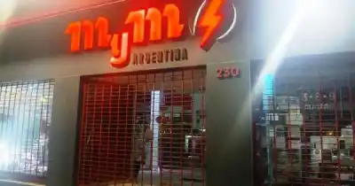 Ingresaron por el techo y lo que se llevaron dejó perplejos a los efectivos