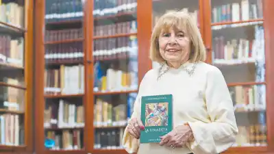 La escritora que homenajearon en Catamarca y el dato de su nueva novela que nadie esperaba