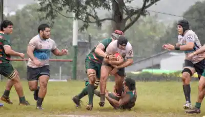 El Camaleón intentó, pero el chaqueño lo liquidó en una cancha imposible