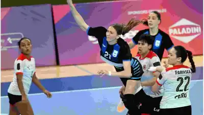 La Garra aplastó a Perú, pero el partido que todos esperan recién empieza