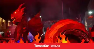 Doce años después, una escuela volvió al desfile y se llevó los dos premios más importantes