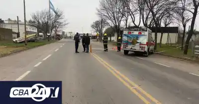 Atropelló a tres adolescentes en La Carlota: una no volvió a levantarse