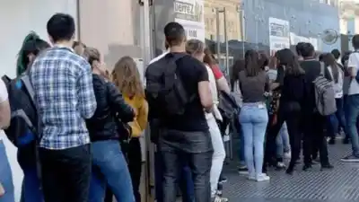 Corrientes arrancó el año con 6% de desocupación y terminó el trimestre en el sexto puesto del país
