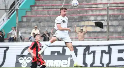 Central Norte no puede en casa: Defensores de Belgrano se adelanta con un gol tempranero