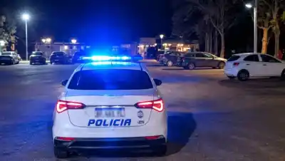 Las luces y la música los delataron: la fiesta que la Policía apagó de madrugada