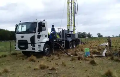 Dos cuadrillas y una misión clave en La Pampa: hasta dónde perforan para que no falte agua