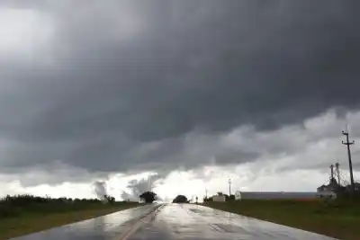 Alerta amarilla en Corrientes: el dato del clima que muchos van a pasar por alto este lunes