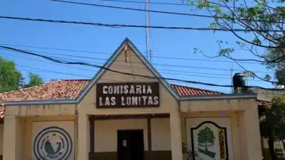 Una camioneta y una moto chocaron en Las Lomitas: el conductor salió ileso, pero el otro protagonista terminó internado
