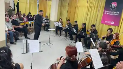 Debutaron con Mozart, Piazzolla y un gesto que nadie esperaba en el Albertazzi