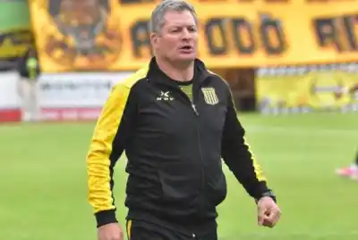Mitre se quedó sin DT y ya tiene reemplazo para la práctica del lunes