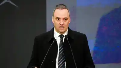 El plazo vence y Adorni deberá explicar cómo pagó 245.000 dólares en efectivo por una obra