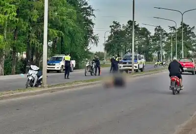 Tres vidas se apagaron en un mismo domingo en Tucumán: dos iban en moto