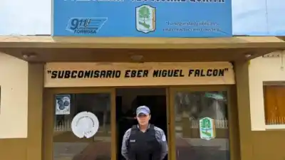 Tiró escombros contra una casa en el barrio 6 de Enero y la gresca terminó con dos detenidos