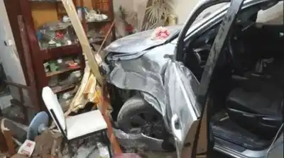 Una camioneta, una casa y una familia: la secuencia que pudo terminar en tragedia