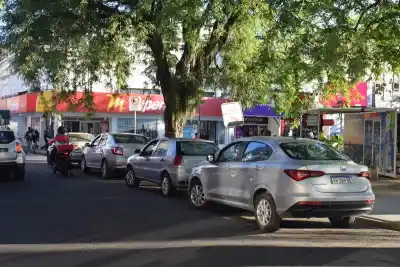 Remises en Corrientes: la tarifa que no sube y los choferes que ya no tienen auto