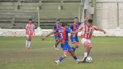 Villa Cubas y Tesorieri se sacaron chispas: la historia se definió desde los doce pasos