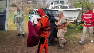 Salieron a navegar con el puerto cerrado y terminaron a la deriva en el lago