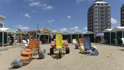 Todos los balnearios de la costa, obligados a tener sillas anfibias: el detalle que nadie quiere pagar