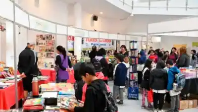 Cipolletti ya tiene a sus figuras nacionales para la Feria del Libro: quiénes vienen y qué día