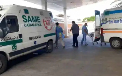 Perdió el control en la ruta, cayó 10 metros y quedó al borde del río: el detalle que sorprendió a todos