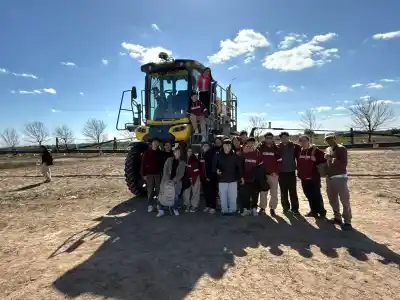 Los alumnos de 'La Agraria' ya trabajan la tierra: lo que hacen en Sol Puntano