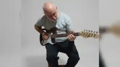 El músico de Victoria que se metió en una terna con una estrella del rock y nadie lo vio venir