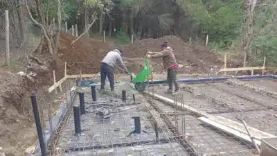 La sede que los vecinos de Península San Pedro esperaban: arrancó el hormigonado